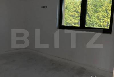 Casă cu 4 camere cu Teren 750 Mp în Central - 3