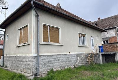 Casă cu 3 camere în Beiuș - 7