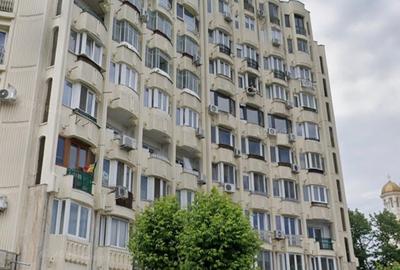 Apartament cu 4 camere decomandat în Unirii - 1