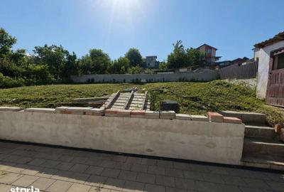 Casă cu 4 camere cu Teren 700 Mp în Apahida