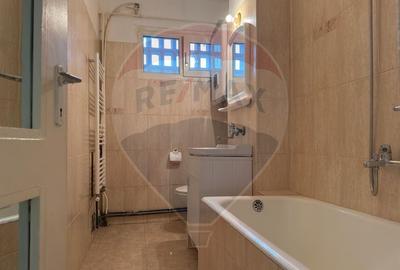 Apartament cu 2 camere de vânzare în zona Ultracentrală - 7