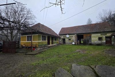 Casă cu 2 camere cu Teren 2086 Mp în Vărmaga - 5