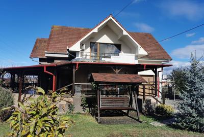 Casă cu 4 camere în Central - 7