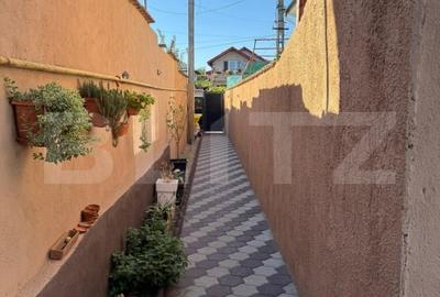 Casa P+2 , 179mp,  zona Mall Promenada - 4