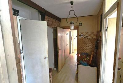 Apartament cu 3 camere decomandat în Alexandru cel Bun - 7