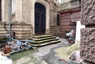 De Vanzare Vila Interbelica, 8-10 Camere, Romana - Zodiac - 31