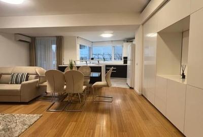 Apartament cu 3 camere decomandat în Central - 1