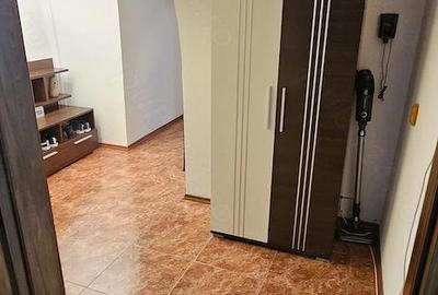 Apartament cu 3 camere decomandat în Central - 3