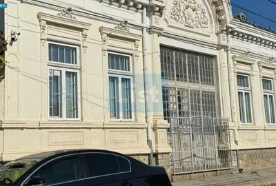 Casă cu 4 camere cu Canalizare în Calea Galați - 1