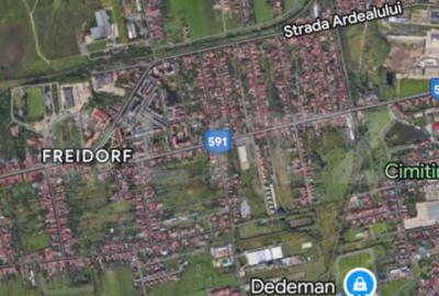 Teren de 24700 mp, în Central