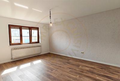 Apartament cu 3 camere decomandat în Vest