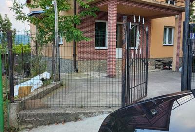 Casă cu 5 camere în Vulcana de Sus - 2