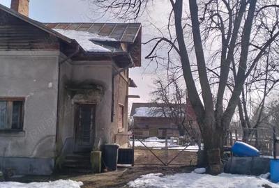 Casă cu Teren 3000 Mp în Niculești - 3