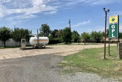 Teren de 2400 mp, în Perișoru - 2