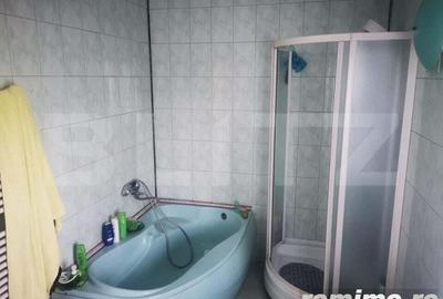 Casa 10 camere, 300 mp utili , teren 700 mp - 6