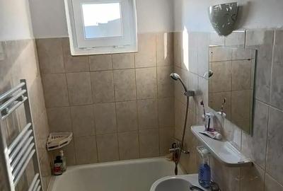Apartament cu 2 camere decomandat în Caracal - 3