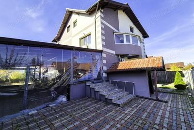 Casă cu 6 camere cu Canalizare în Geamăna - 1
