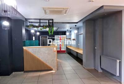 Spatiu comercial de inchiriat - la bulevard Zona Nicolina - 98mp - 1