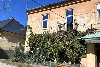 Apartament cu 3 camere semidecomandat în Central - 10