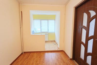 Apartament cu 4 camere semidecomandat în Micro 39 - 9