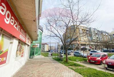 Spațiu comercial, de 58 mp, în Central - 1