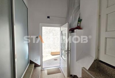 Apartament cu 4 camere decomandat în Central - 19