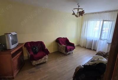 Apartament cu 3 camere decomandat în Dacia - 1