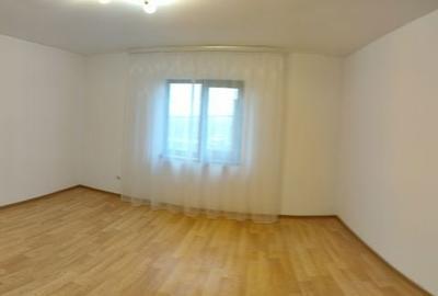 Casă cu 4 camere în Stoenești - 2