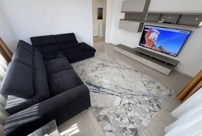 Apartament cu 2 camere decomandat în Sânpetru