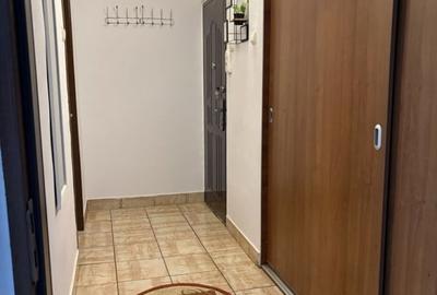 INCHIRIERE-APARTAMENT 2 CAMERE-PODU ROS - 8