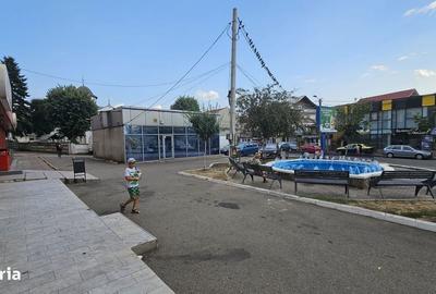 Spațiu comercial, de 440 mp, în 9 Mai - 1