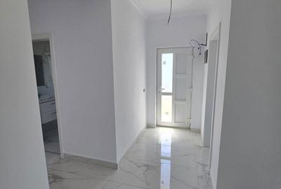 Casă cu 4 camere cu Teren 250 Mp în Central - 6