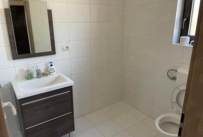 Casă cu 4 camere în Central - 1