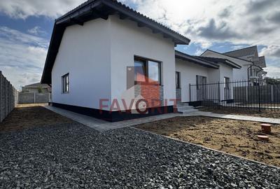 Duplex cu 3 camere cu Teren 375 Mp în Moșnița Veche - 2