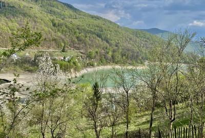 Teren Construcții intravilan de 1780 mp, în Teșila - 2
