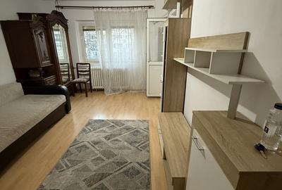 Mihai Bravu, Baba Novac, garsoniera - 2