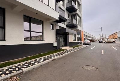 Apartament cu 3 camere nedecomandat în Central