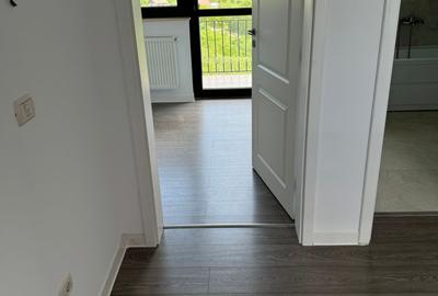 Duplex cu 3 camere cu Canalizare în Miroslava - 9