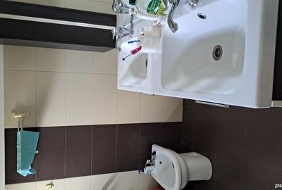 Casă cu 5 camere cu Teren 408 Mp în Găgeni - 4