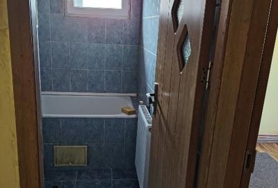 Vând Apartament etaj 2 - 4