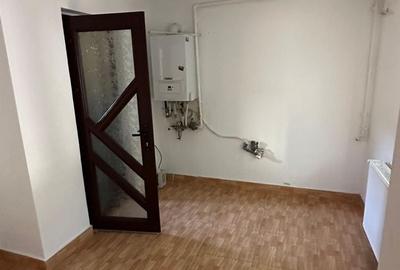 Casă de închiriat în zona Faleza Nord - 19