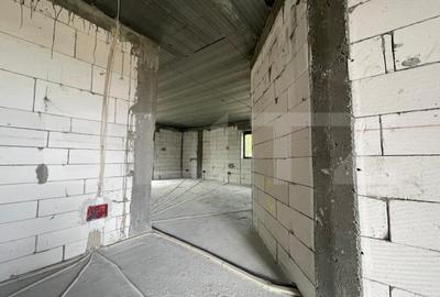 Casă cu 4 camere cu Teren 1000 Mp în Central