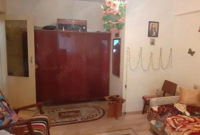 Vanzare Apartament cu 1 camere cf.1 decomandat, mobilat si utilat, pozitie buna, zona Plantelor