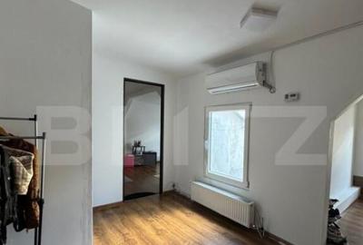 Casa spatioasa cu 4 camere, 103 mp, curte 70 mp, zona 13 Sep - 2