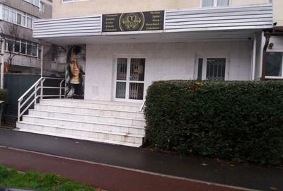 Spațiu comercial, de 60 mp, în Central - 7