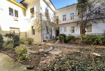 2 camere, Finisat, Curte str.Iuliu Maniu, Centru - 15