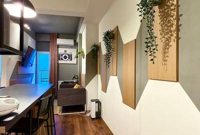 Apartament cu 4 camere semidecomandat, mobilat în Universitate - 1