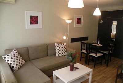 Apt. Calea Victoriei, Ateneul Roman, etaj 1, decomandat, bloc solid termoizolat - 8