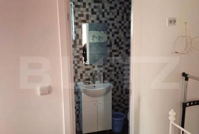 Casă cu 7 camere cu Teren 250 Mp în Central - 5