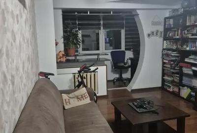 Apartament cu 3 camere decomandat în Aradul Nou - 1
